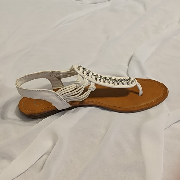 Shoes - Picture 2 of 5